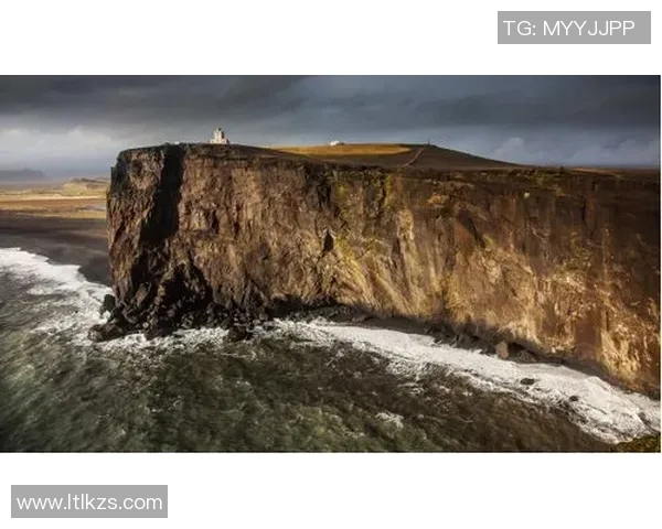 琼斯的传奇人生与不为人知的秘密探索之旅